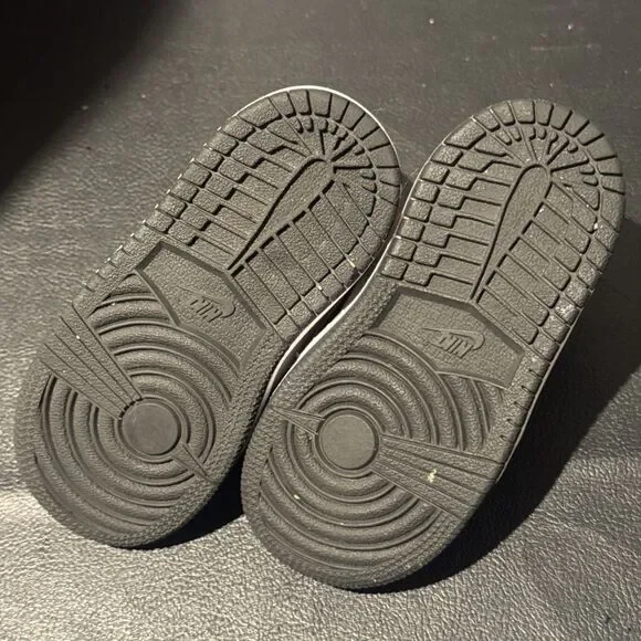 Air Jordan 1 Mid TD 'Black Gold' Size 7C 640735-177 with box - Picture 8 of 11